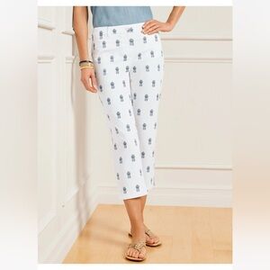 Talbots 16 Perfect Simmers Capri Pant Pineapple Medallion Novelty Print Cotton